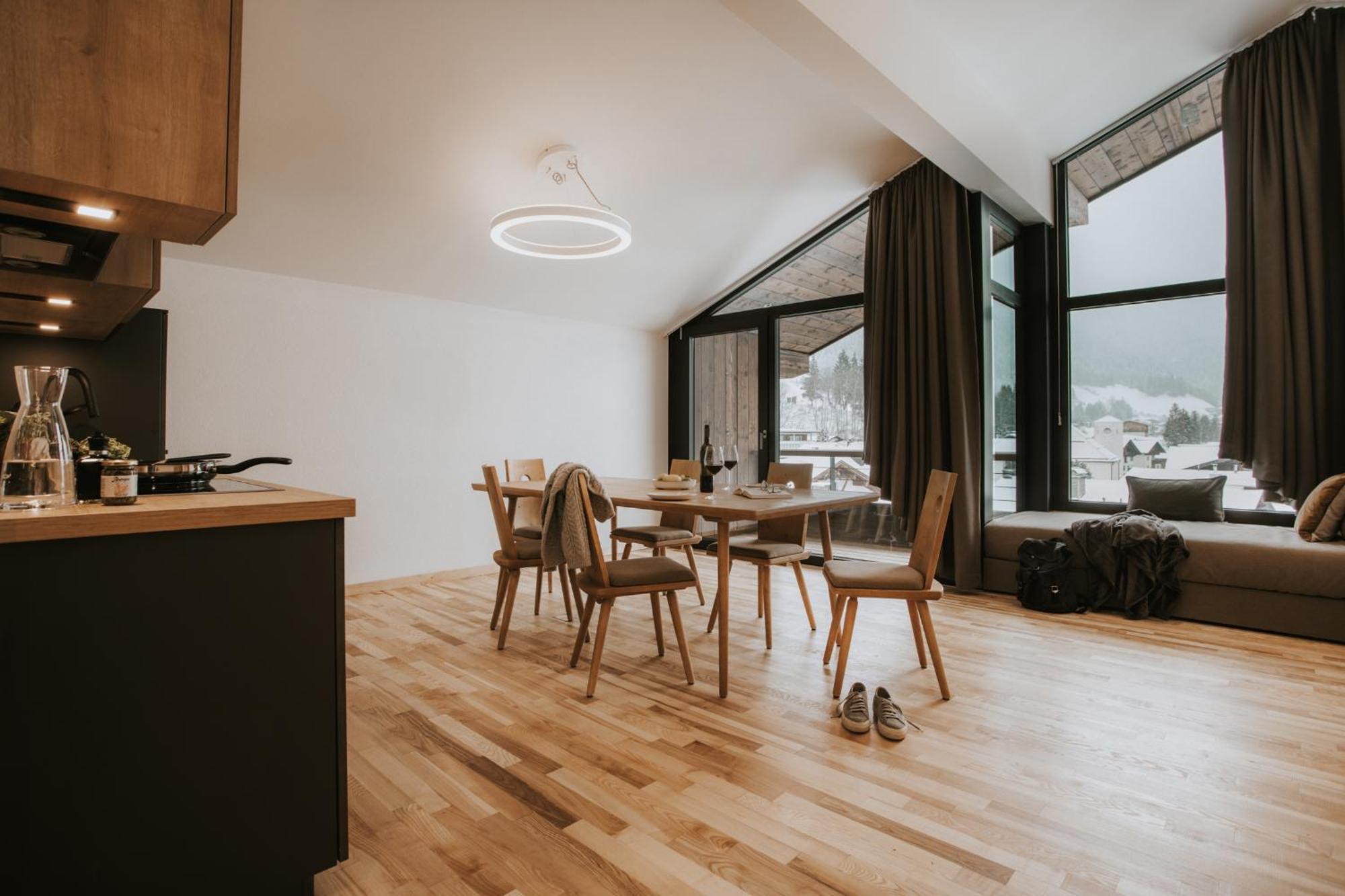 Landhaus Albert Murr - Bed&Breakfast St. Anton am Arlberg Exterior foto